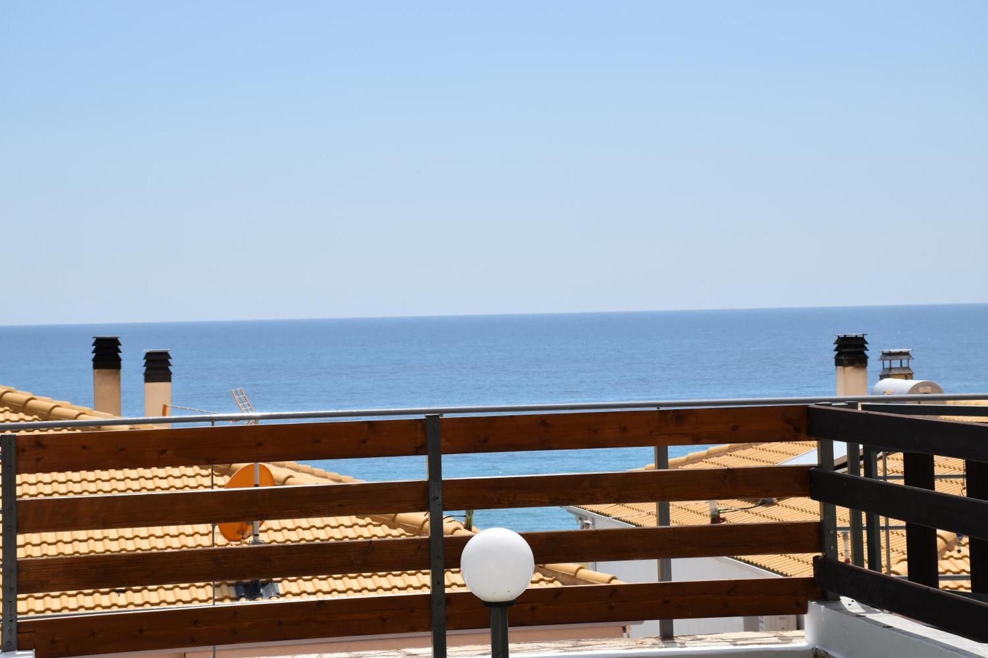 Aperanto House Paralia Loutsas חדר תמונה